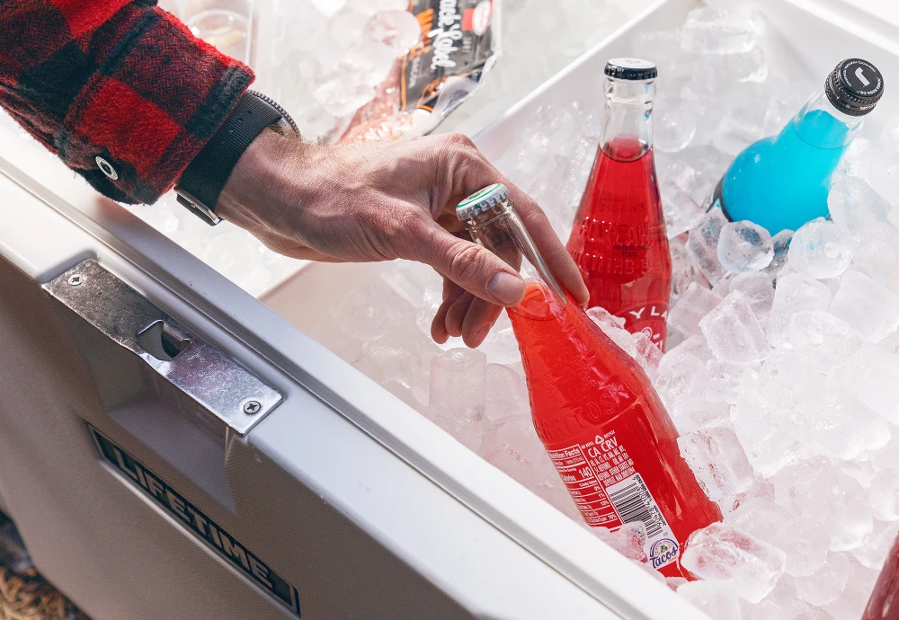 outdoor beverage bar with cooler